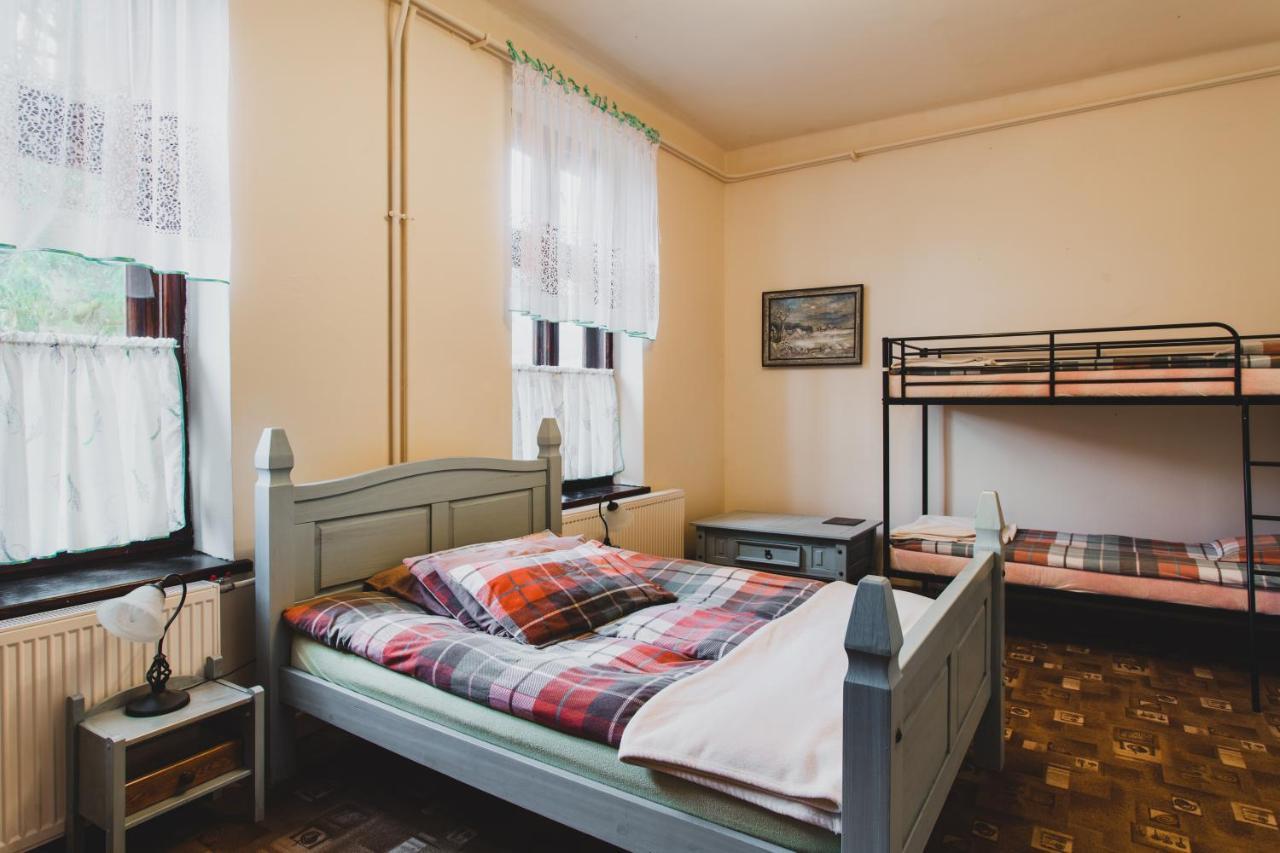 Villa Stara Szkola Krempna Exterior foto